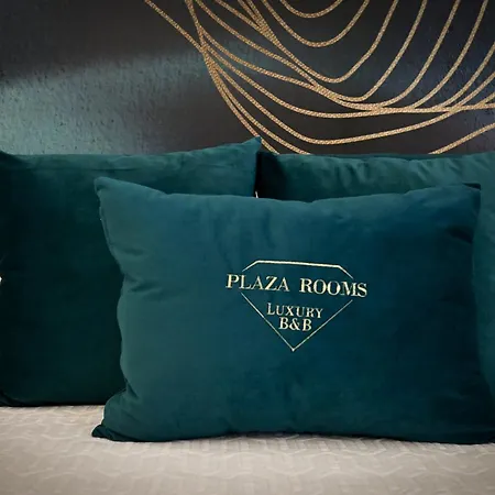 Plaza Luxury Bed and Breakfast