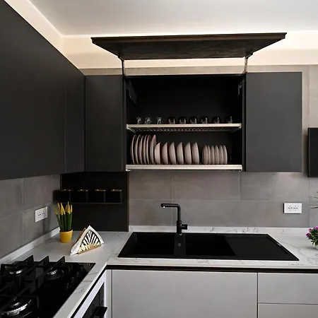 Plaza Luxury Bed and Breakfast 4*