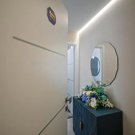 Plaza Luxury Bed and Breakfast 4*