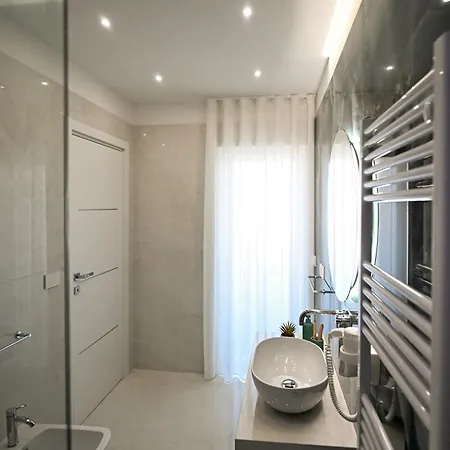 Plaza Luxury Bed and Breakfast