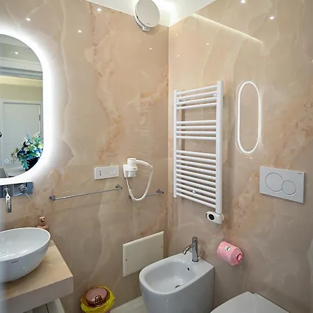 Frühstückspension Plaza Luxury 4*